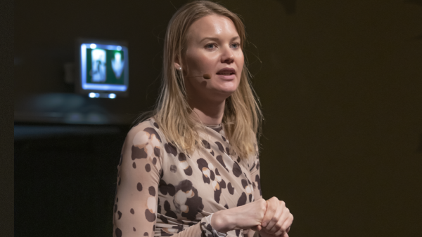 Emma Frans under sin föreläsning på Projektnäring den 6 maj, 2022